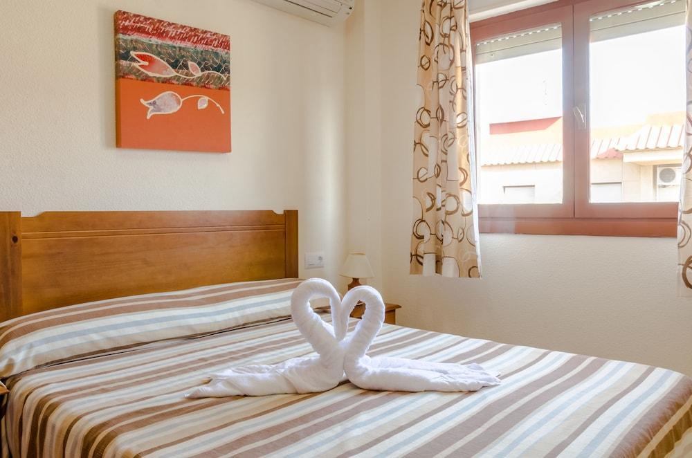 Apartamentos Tesy ラ・マンガ・デル・マール・メノール エクステリア 写真
