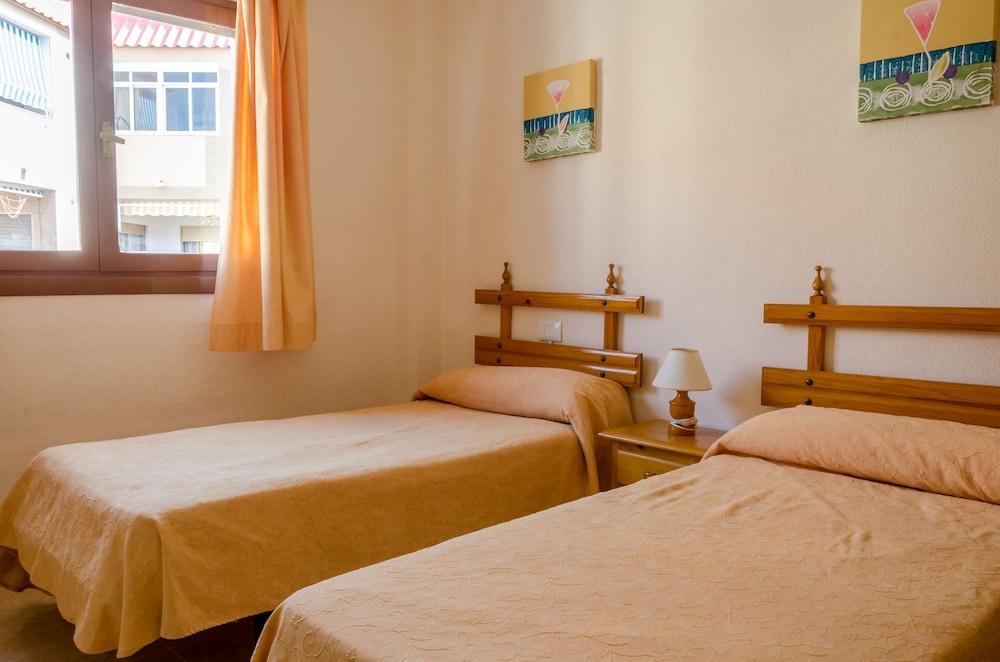 Apartamentos Tesy ラ・マンガ・デル・マール・メノール エクステリア 写真