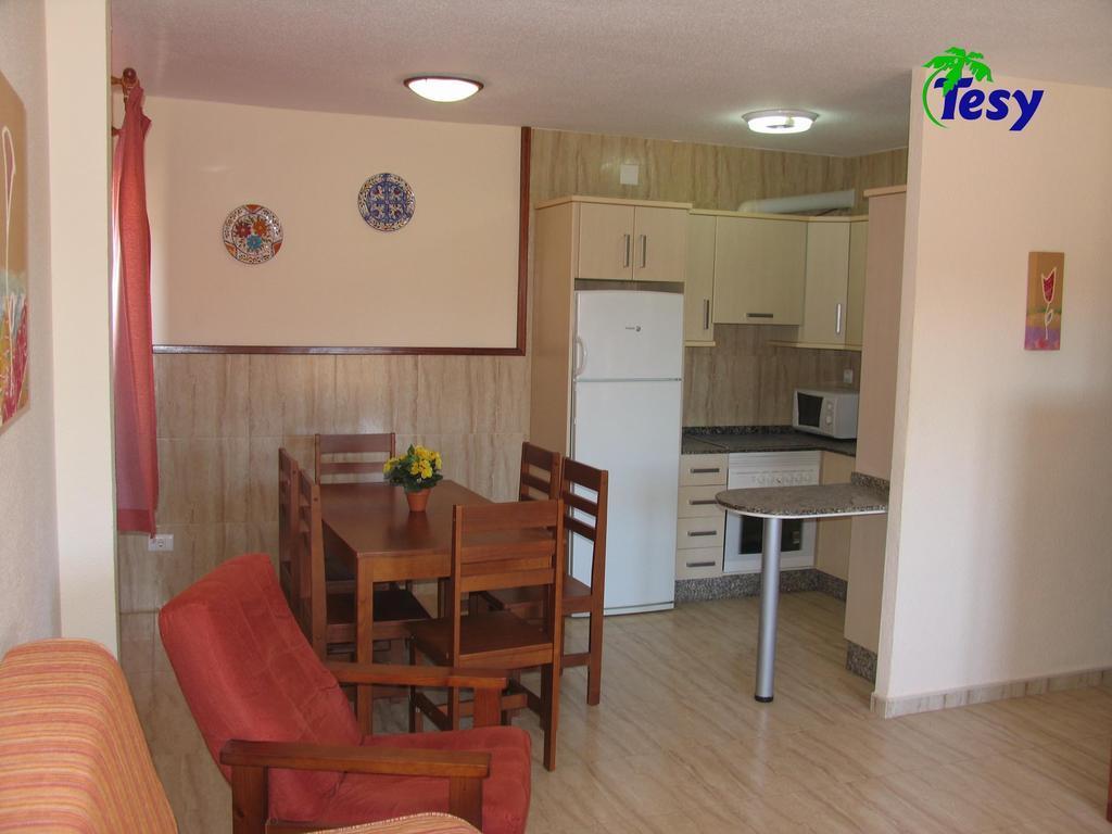 Apartamentos Tesy ラ・マンガ・デル・マール・メノール エクステリア 写真