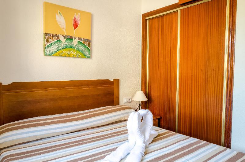 Apartamentos Tesy ラ・マンガ・デル・マール・メノール エクステリア 写真
